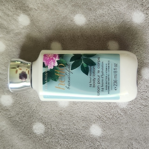 Bath  & Body Works Body Lotion Hello Beautiful - Picture 1 of 5